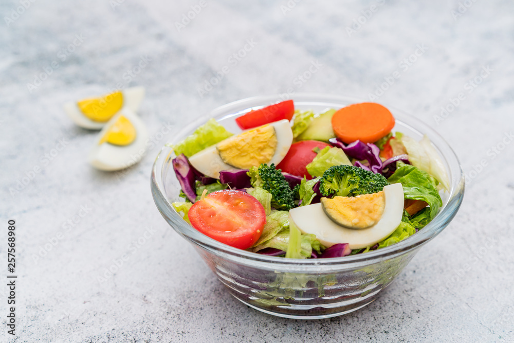 A bowl of fresh vegetable salad