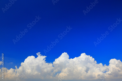 空　雲