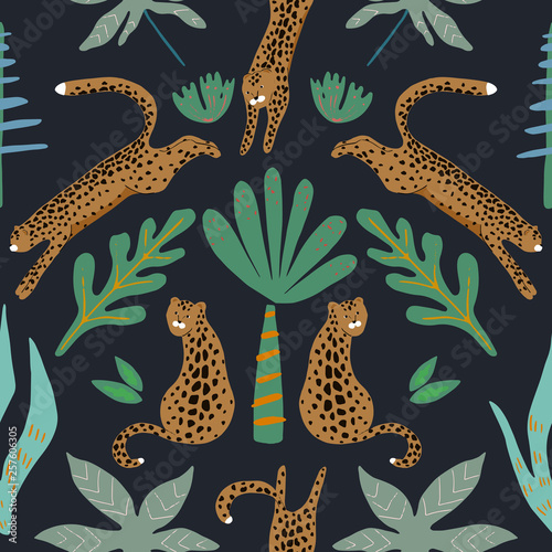 Jungle seamless pattern. Animal print with leopard. Summer background. Vector illustration © natikka
