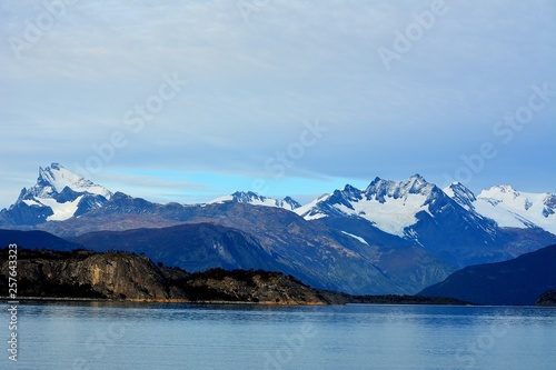 EL CALAFATE Rios de Hielo Patagonia Argentina 