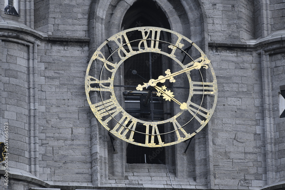 old clock in Ghent