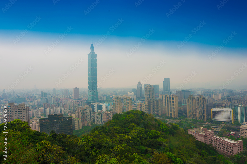Fototapeta premium Taipei 101 buiding city landscape skyscraper