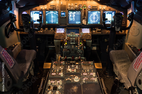 Boeing 737 Cockpit