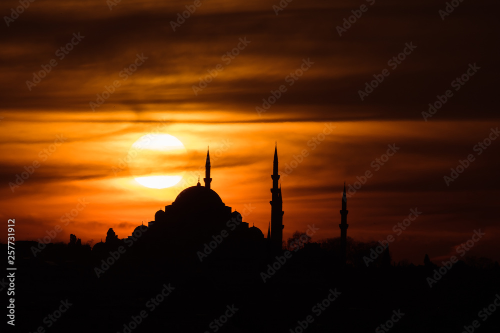 suleymaniye mosque at sunset