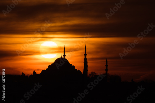 suleymaniye mosque at sunset