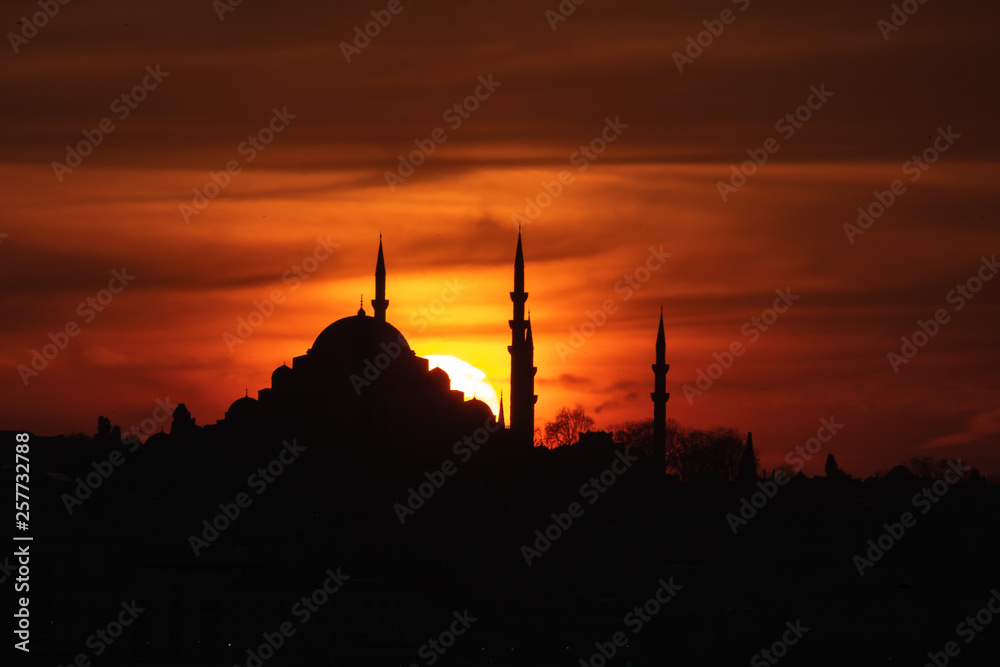 suleymaniye mosque at sunset