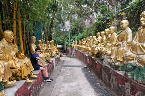 ten thousand buddhas monastery hong kong shatin