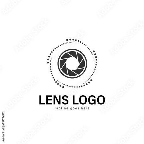 Lens logo template design. Lens logo with modern frame vector design