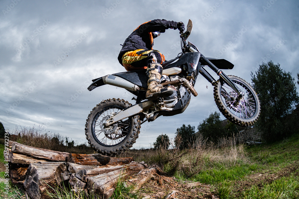 Enduro bike rider