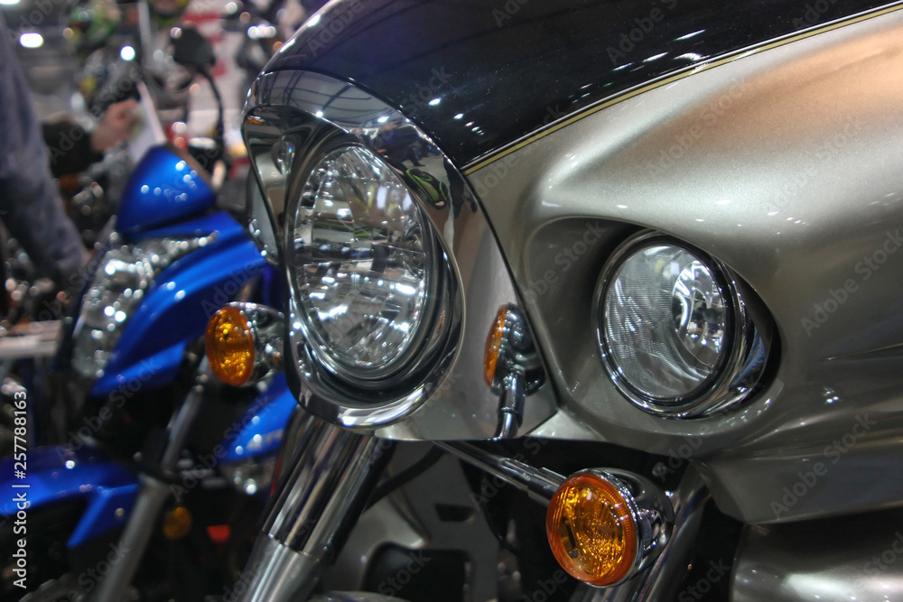 front light of a bike