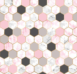 Handdoek met foto Marmeren hexagons patronen Roze grijs marmer met goudlijnen  © Tamiris