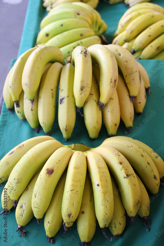 bananas at bazaar