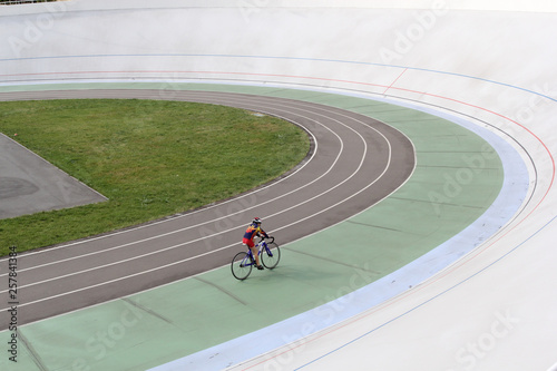 Сycle track