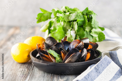 Mussels with herbs  and lemon