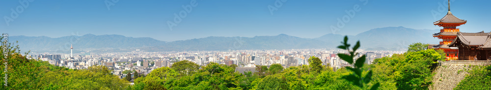 Obraz premium View to Kiyomizu-dera Temple complex with Pagoda in Kyoto, Japan