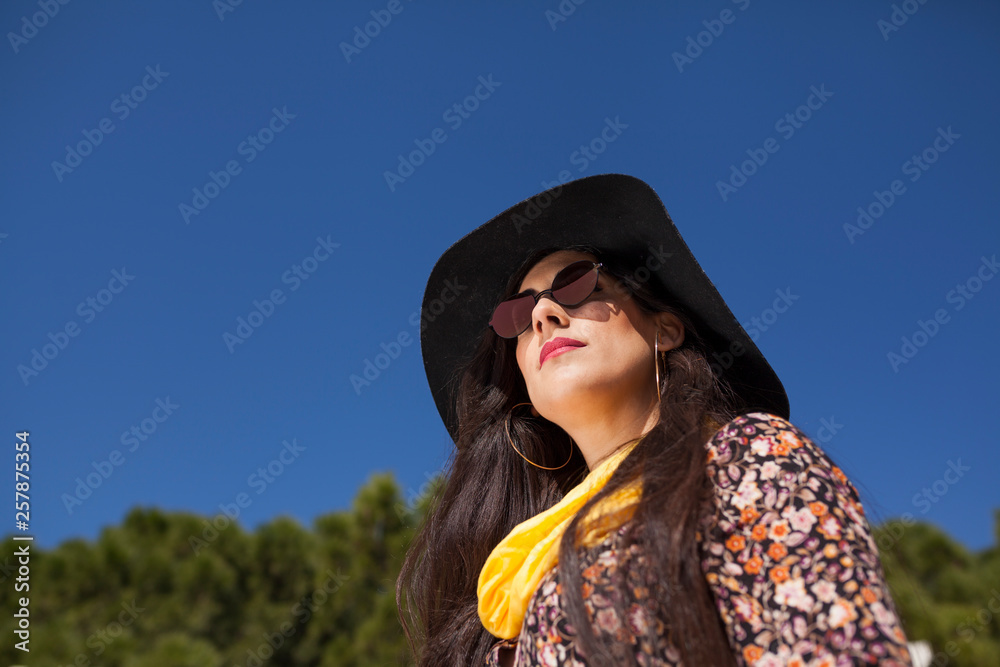 the woman with the yellow handkerchief the woman with the yellow handkerchief
