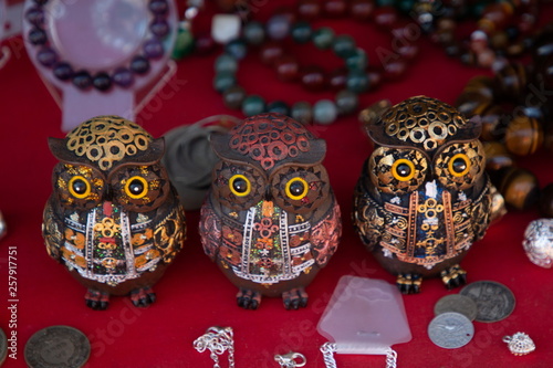 wooden owl gift in market