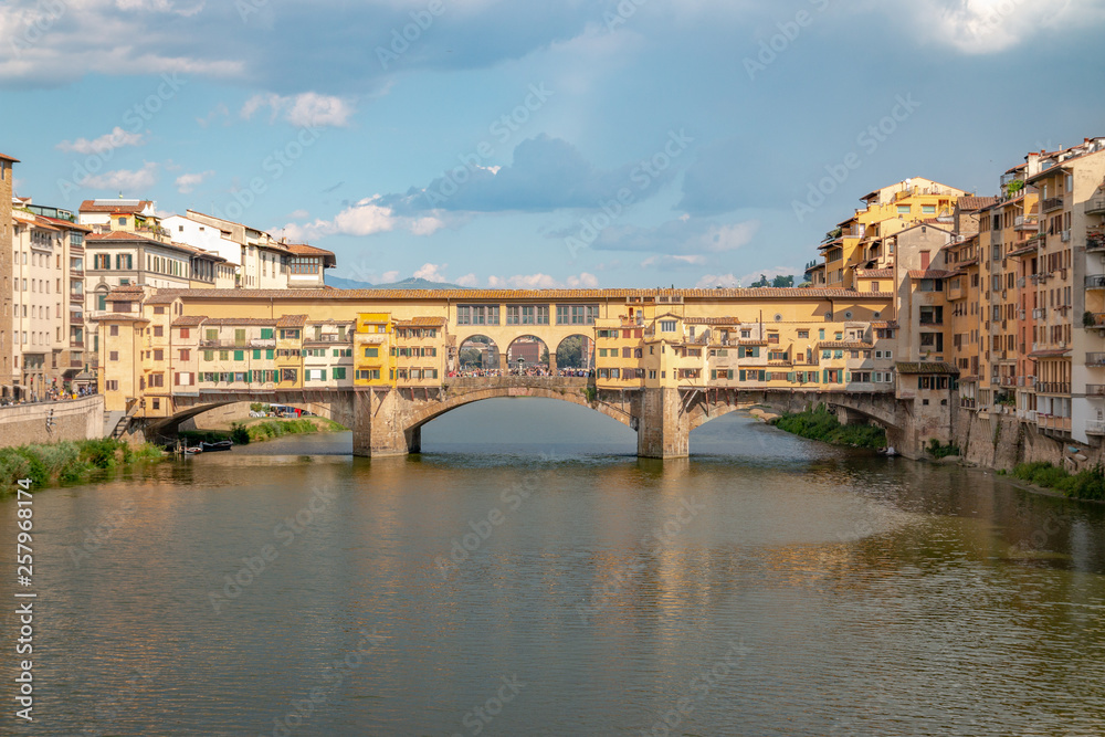 Fototapeta premium Ponte Vecchio in Florenz