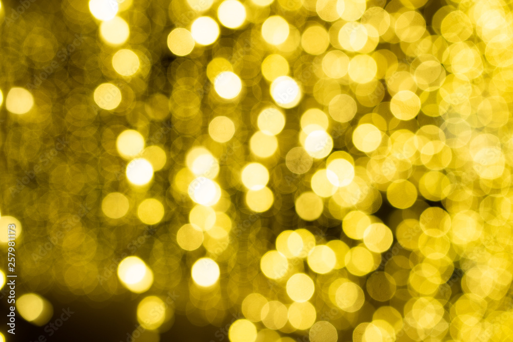 Fototapeta premium Yellow Bokeh with White Highlights