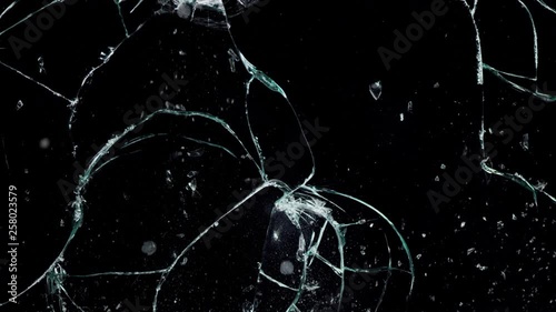 Realistic Shattering Glass Practical Compositing Elements