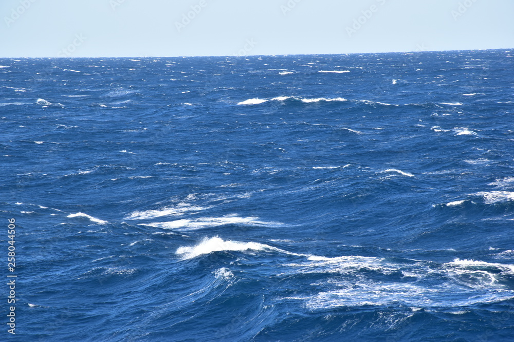 Mare aperto, mare grosso nel mediterraneo Mare aperto, mare grosso nel mediterraneo
