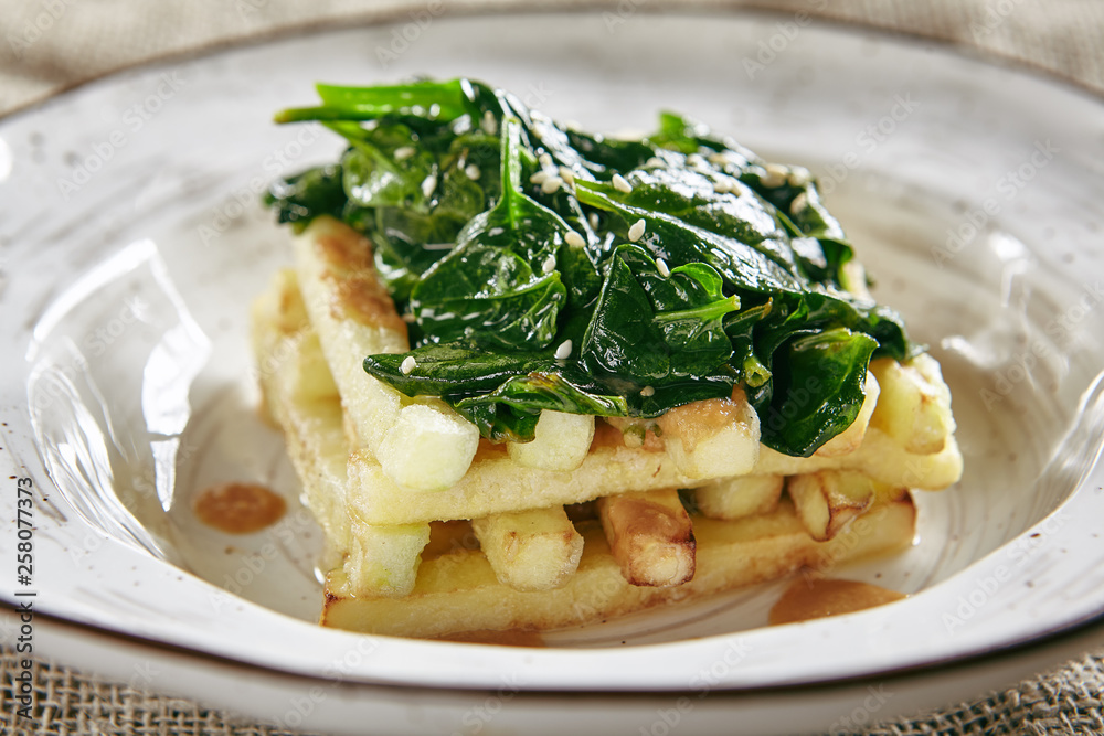 Zucchini with Spinach and Nuts Sauce Zucchini with Spinach and Nuts Sauce