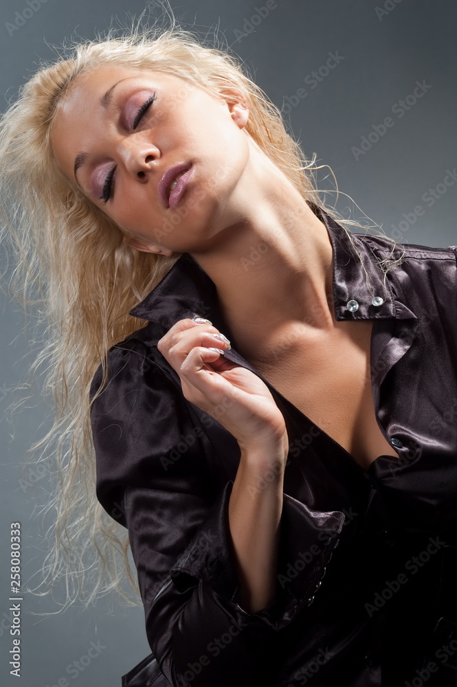 Fototapeta premium Beautiful girl