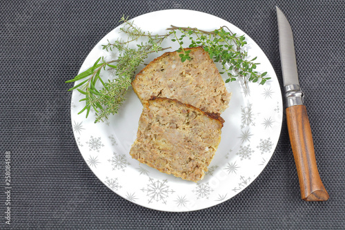 Fototapeta Naklejka Na Ścianę i Meble -  terrine de campagne