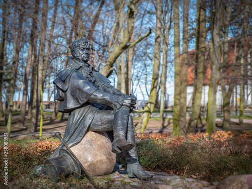 Obraz na płótnie Monument of Jan Jerzy Haffner, founder of Sopot health resort w salonie