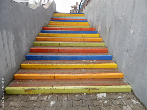 Цветная лестница © golisin