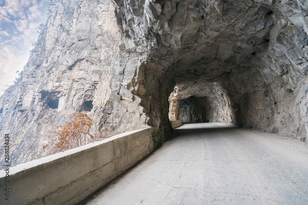 Obraz premium Guoliang hang wall highway, Hui county, Henan province, China