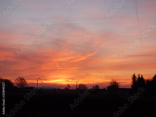 lever de soleil et couleur du ciel