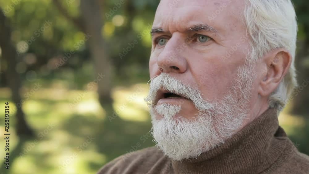 Depressed elderly male. clinical depression in Older Adults, depressive disorder