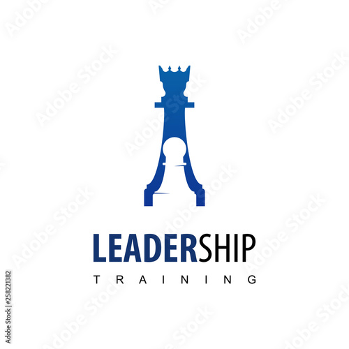 Leadership Training Logo With Chess Symbol