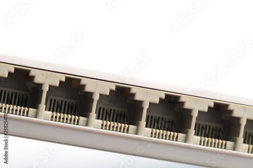 Connecting network cables to switch routers using RG-45 connectors