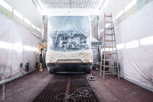 Paint shop and lighting in the large trucks and passenger cars are painted and also repaired