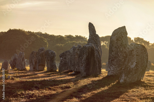 Hinkelsteine Menhir von Carnac photo