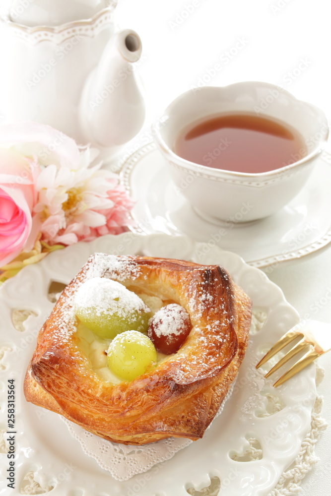 Grape and custrard cream Danish pastry Grape and custrard cream Danish pastry