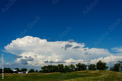 015-clouds-ankeny-19jul18-12x08-027-500-6039