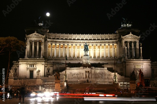 Piazza Venezia, rome, italy, the Monument to Vittorio Emanuele II, monument, night, city, stairways, equestrian sculpture, Tomb of the Unknown Soldier, architecture, landmark, cityscape