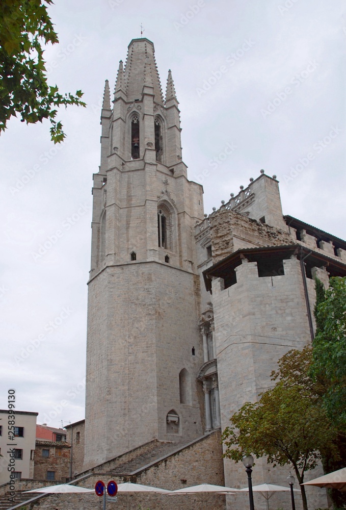 Girona cathedral on a cloudy day