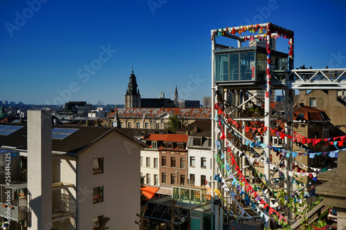 Obraz na płótnie BRUSSELS, BELGIUM - MAY 6, 2018: View of the panoramic lift Ascenseur des Marolles. It connects the Poelaert square with w salonie