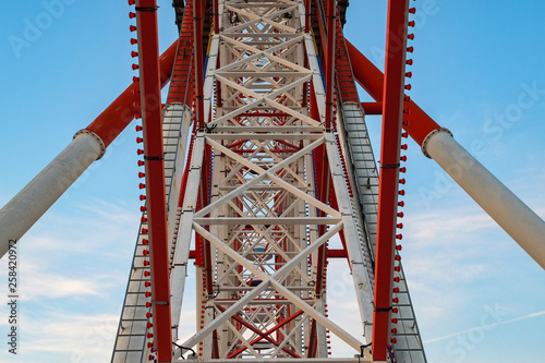 Fototapeta Naklejka Na Ścianę i Meble -  Ferris wheel at sunset. 