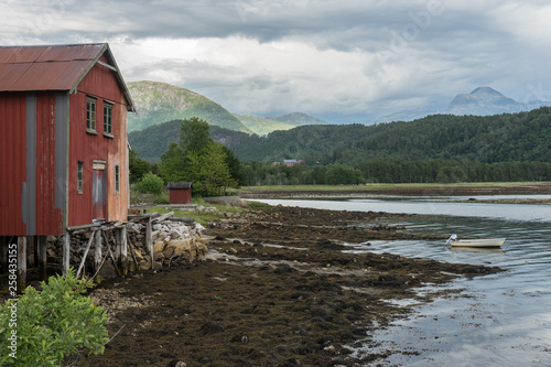 Fähre in Kvanne, Norwegen photo