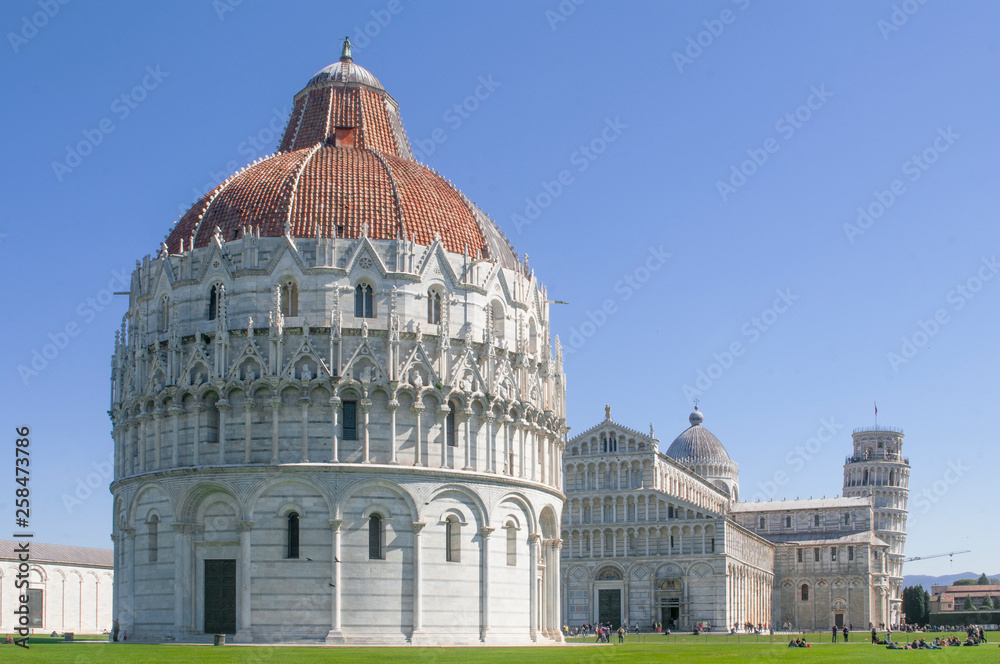 Pisa: The chatedral, the babtistery and the world famous leaning tower in Piazza dei Miracoli field