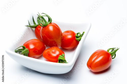 Obraz na płótnie tomates cherry sabor w salonie