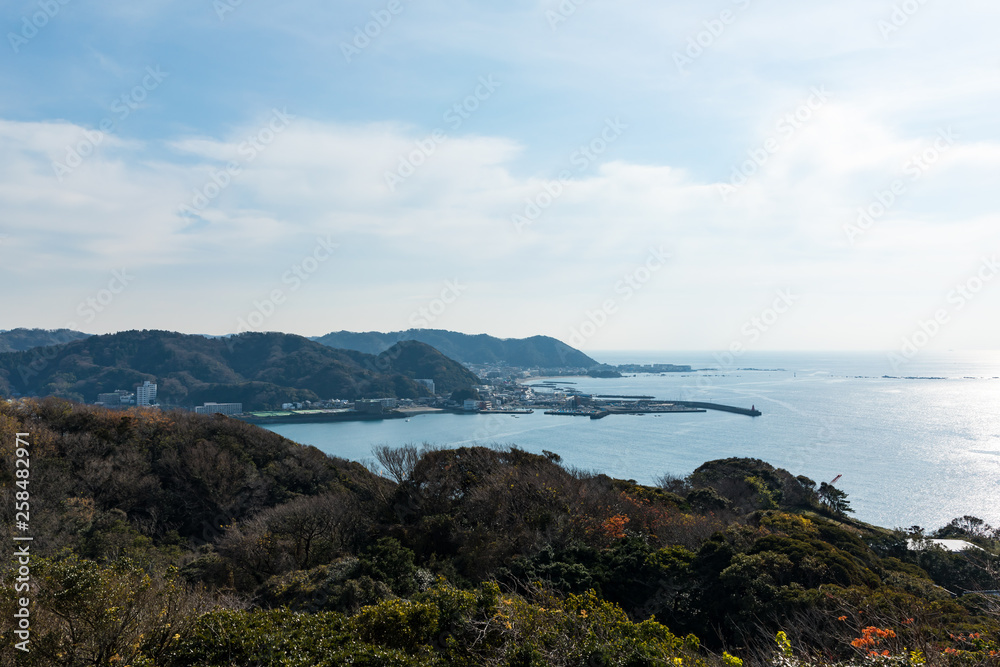 (神奈川県ｰ風景)公園から見る葉山港３	