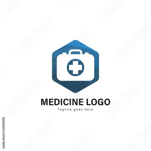 Medic logo template design. Medic logo with modern frame vector design