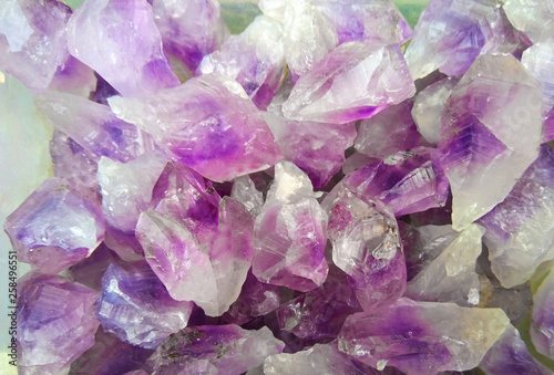 amethyst crystal stones