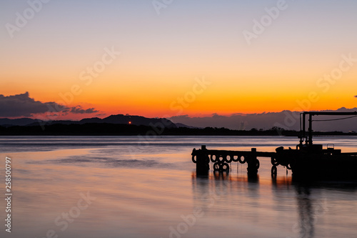 美しいべた凪の漁港 © sigmaphoto
